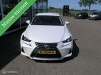 tweedehands Lexus IS300h Hybrid Bsns Line Nieuwe-model Parelmoer/Nap/BTW