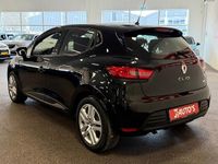 Occasion Renault Clio IV Zen 90 PK (66 kW) 2017 Zwart (metallic) Hatchback