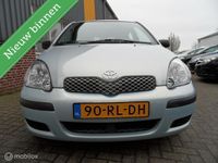 tweedehands Toyota Yaris 1.0 VVT-i idols ZEER GOED ONDERHOUDEN!