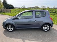 tweedehands Renault Twingo 1.2 Authentique