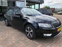 tweedehands Skoda Octavia Combi 1.6 TDI Greenline Ambition Businessline navigatie climate controle cruise controle lm-velgen pdc nap