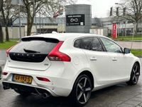 tweedehands Volvo V40 BWJ 2015 2.0 D2 120PK R-Design Business / Clima / Navi / Cruise / 18'' LMV / Stoelverw / Leder/alacantara /