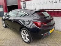 tweedehands Opel Astra GTC 1.4 Turbo Sport // 160 DKM NAP // Navi // Clima // PDC // Cruise control