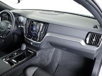tweedehands Volvo V60 2.0 T6 Recharge AWD R-Design / Leder / Harmankardon / Pilot Assist / CarPlay