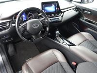 tweedehands Toyota C-HR 1.8 Hybrid Executive White Art Aut- Xenon Led, Camera, Navi, Stuur/Stoelverwarming, Park Pilot, Park Assist