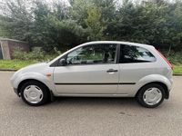 Occasion Ford Fiesta Style 69 PK (50 kW) 2004 Grijs Hatchback
