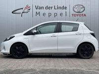 tweedehands Toyota Yaris Hybrid 1.5 Hybrid Aspiration automaat 5drs Airco Cruise C