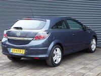 tweedehands Opel Astra GTC 1.8 Edition Automaat | Airco | Cruise control | Radio/CD | El. ramen | El. spiegels | Multifunc. Stuurwiel |