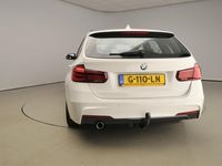 tweedehands BMW 318 3 Serie Touring i M-Sportpakket / LED / Leder /