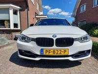 tweedehands BMW 328 328 i Aut. Luxury Line