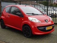 tweedehands Peugeot 107 1.0-12V XR RED HOT