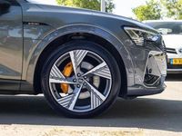 tweedehands Audi e-tron 55 quattro S edition 95 kWh | 22 Inch | Tour | Cit