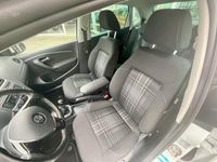 tweedehands VW Polo 1.0 Lounge Cruise Climate Parkeersensoren Stoelver