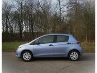 Occasion Toyota Yaris Comfort 69 PK (50 kW) 2012 Blauw (metallic) Hatchback
