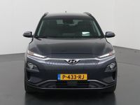 tweedehands Hyundai Kona EV Premium 64 kWh | Trekhaak | Leder | Navigatie |