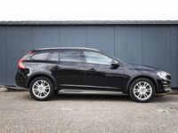 tweedehands Volvo V60 CC 2.0 D4 Summum (191PK), Keurig-Onderh., Navigat