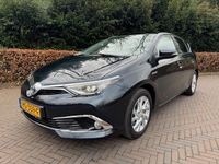 Occasion Toyota Auris Executive 99 PK (72 kW) 2015 Grijs Hatchback