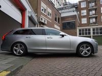 tweedehands Volvo V90 2.0 T5 R-Design | Adaptive | Trekhaak | 3x R Desig