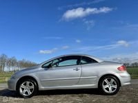 tweedehands Peugeot 307 CC 2.0-16V, BJ 2004, Lage km, Nwe APK, PDC, Navi