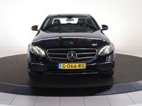 tweedehands Mercedes E200 Avantgarde | Achteruitrijcamera | Widescreen | Bur