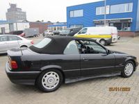 tweedehands BMW 318 Cabriolet 318i Exec.Comfort