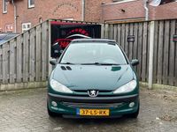 tweedehands Peugeot 206 1.4 XT Panoramadak / APK / Inruilkoopje