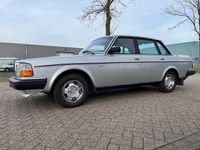 tweedehands Volvo 240 2.3 GLE sedan 1983 met slechts 110.241 km!