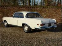 tweedehands Mercedes W111 rare Floorshift MANUAL gearbox with sunroof, one of only 122! SPECIAL PRICE!
