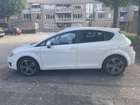 Occasion Seat Leon 105 PK (77 kW) 2010 Wit MPV