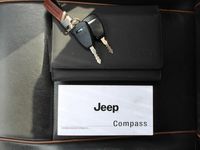 tweedehands Jeep Compass 2.0 APK tot 22-08-2024 Airco/Stoelverwarming/Parkeersensoren/Leren bekleding/Bluetooth/Navigatie/Cruise Control/Trekhaak/Lichtmetalen velgen/Airco