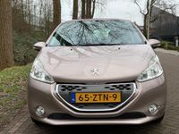 tweedehands Peugeot 208 1.4 e-HDi Blue Lease AUTOMAAT !