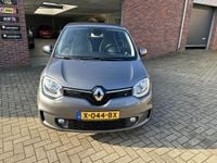 Occasion Renault Twingo Intens 74 PK (54 kW) 2019 Grijs (metallic) Hatchback