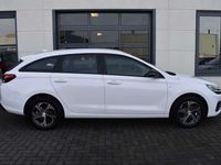 tweedehands Hyundai i30 Wagon 1.0 T-GDi MHEV Comfort Smart VAN €33.295,- V