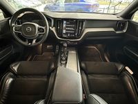 tweedehands Volvo XC60 2.0 T5 R-Design | Navigatie | Apple carplay/Android Auto | Sportstoelen