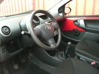 Occasion Toyota Aygo 68 PK (50 kW) 2012 Rood Hatchback
