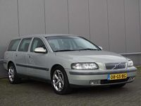 tweedehands Volvo V70 2.4 Comfort Line automaat LEER airco org NL