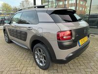 tweedehands Citroën C4 Cactus 1.2 PureTech Shine / Navi / PDC / LED