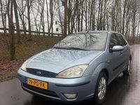 Occasion Ford Focus Futura 101 PK (74 kW) 2004 Grijs Hatchback