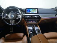 tweedehands BMW 540 5-SERIEHigh Executive M Sport Automaat / Massagefunctie / Bowers & Wilkins / Adaptieve LED / Active Steering / Apple CarPlay / Parking Assistant Plus / Soft Close / Gesture Control