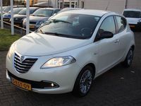 tweedehands Lancia Ypsilon 0.9 TwinAir Gold Luxe uitv!Nieuwstaat!