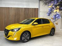 Occasion Peugeot 208 Allure 101 PK (74 kW) 2021 Geel (metallic) Hatchback
