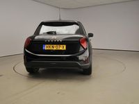 Occasion Mini Cooper Favoured 156 PK (114 kW) 2025 Zwart Hatchback