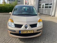 Occasion Renault Modus Authentique 112 PK (82 kW) 2006 Beige MPV