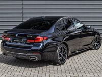 tweedehands BMW 530 5-SERIE e xDRIVE | M-SPORT | SHADOW-LINE | CAMERA | AMBIANCE INTERIEUR | TREKHAAK | ACTIVE CRUISE | CARPLAY