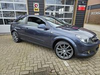 tweedehands Opel Astra GTC 1.8 Cosmo,leuke auto,lage km