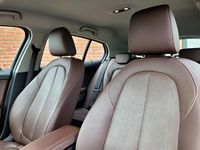 Occasion BMW 118 Executive 136 PK (100 kW) 2021 Rood (metallic) Hatchback