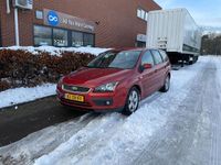 Occasion Ford Focus Futura 101 PK (74 kW) 2007 Rood Stationwagen