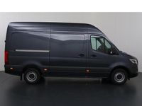 Occasion Mercedes Sprinter 190 PK (139 kW) 2024 Grijs Van