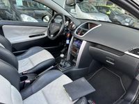 tweedehands Peugeot 207 CC CC 1.6 VTi Roland Garros leer airco/e nwe apk