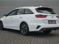 Occasion Kia Ceed 2021 Wit Hatchback